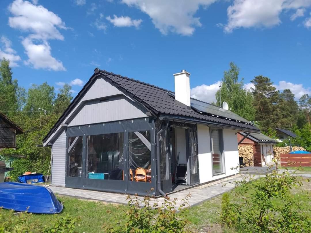 Mazury domek całoroczny Pelnik jezioro las Zewnętrze zdjęcie